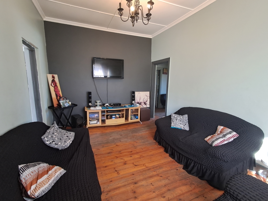 3 Bedroom Property for Sale in Uitenhage Central Eastern Cape